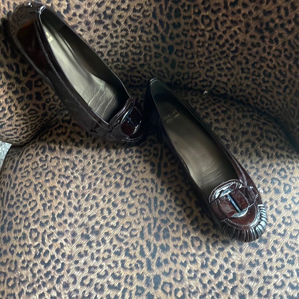 Stuart Weitzman brown flats size 10